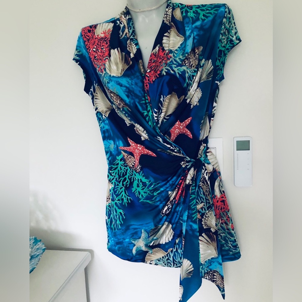 Cache Teal and Coral Sea Life Tie Front Wrap Top.Size XS